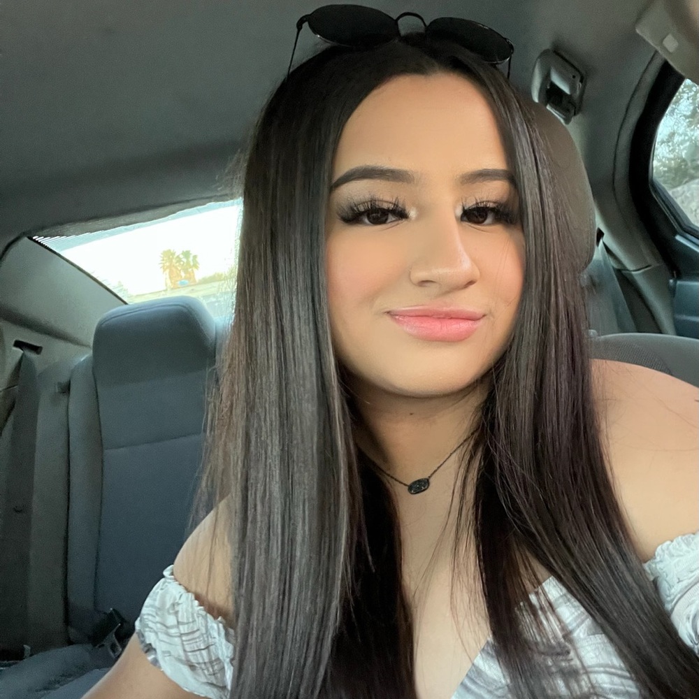 Meet your Posher, Paulina